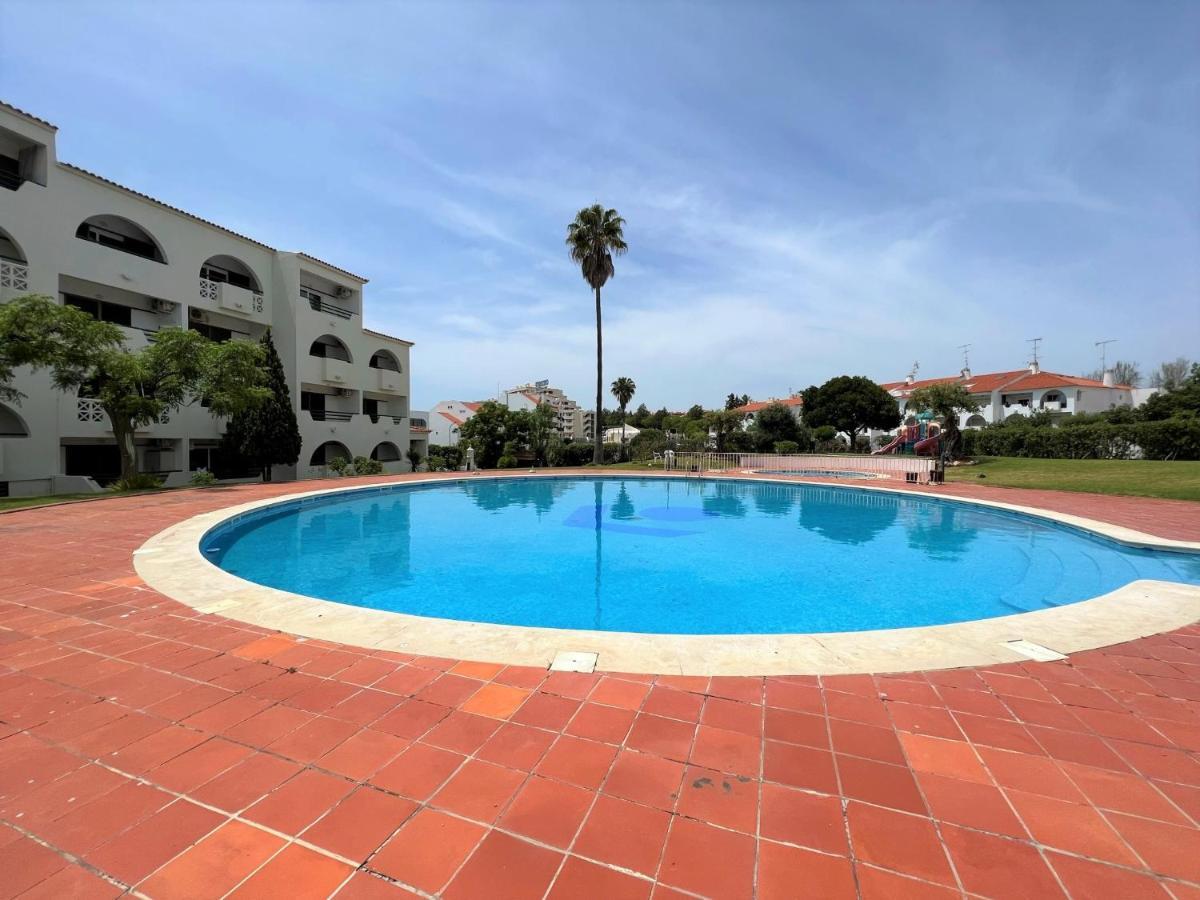 Albufeira Twins 1 With Pool By Homing Apartment Exterior photo