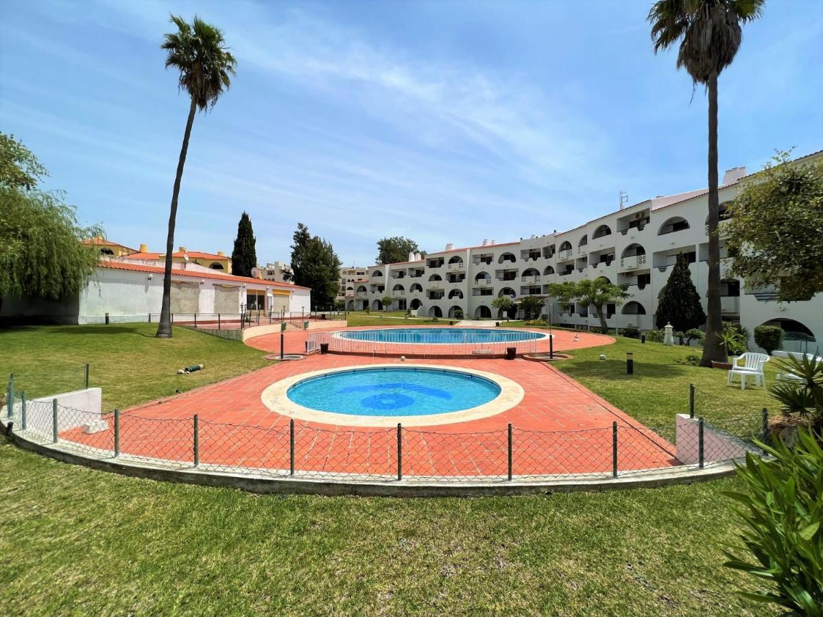 Albufeira Twins 1 With Pool By Homing Apartment Exterior photo